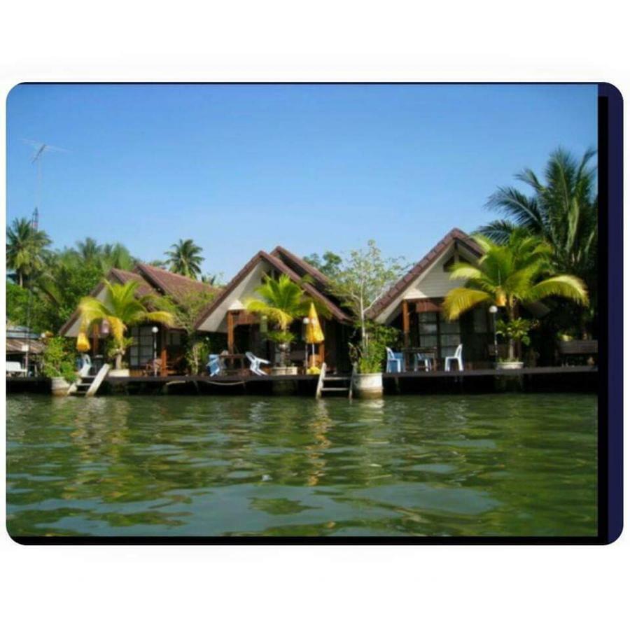 Resort Baan Mai Chai Khlong 암파와 외부 사진